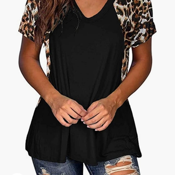 Womens Casual Top- Leopard Print Short Sleeve T-Shirt - Picture 2 of 5